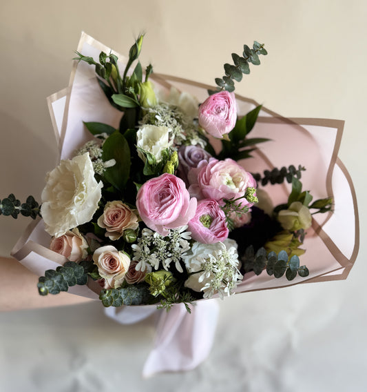 Designer's Choice: Wrapped Bouquet