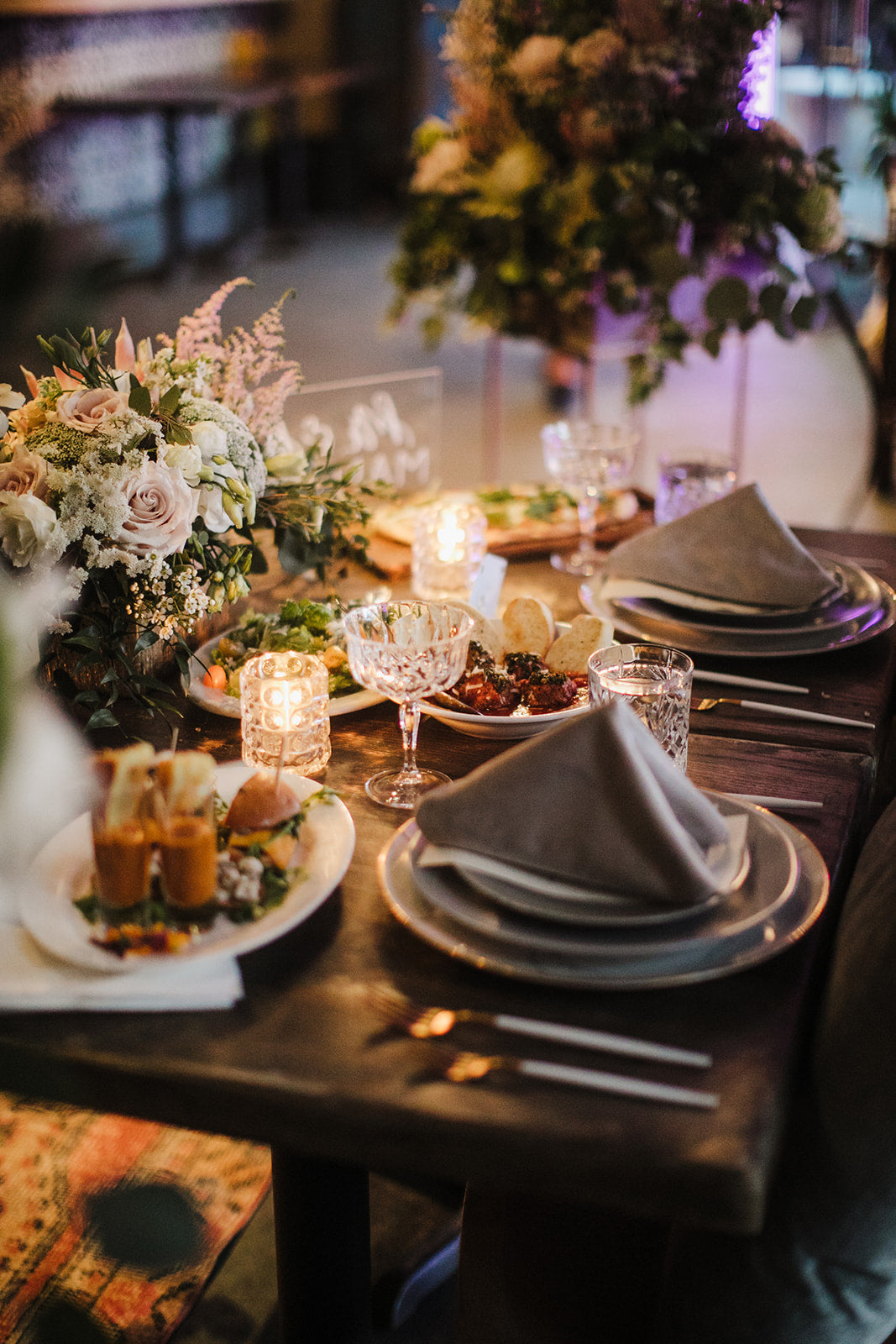 Holiday Wedding Décor Ideas That Sparkle